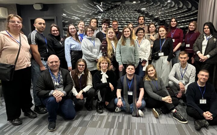 Школа солідарності від Freedom House: ZMINA поділилася досвідом підтримки ЛГБТІК+-спільноти