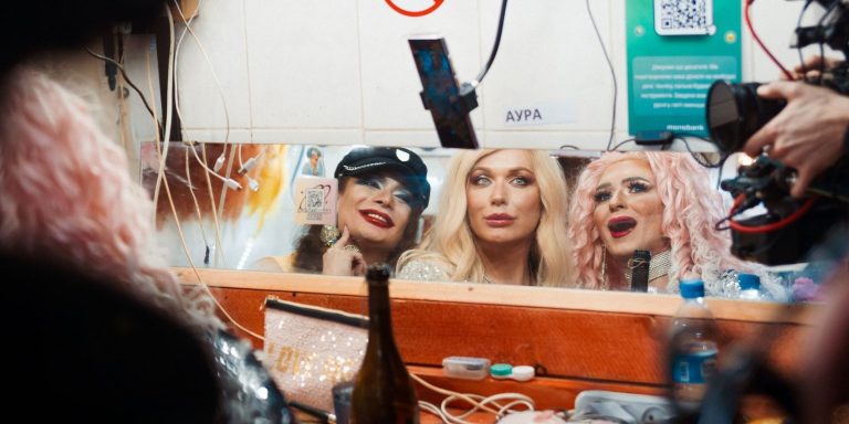 Монро, Aura і Marlen Scandal. Український фільм про квір-культуру Королеви радості покажуть у конкурсі кінофестивалю в Салоніках
