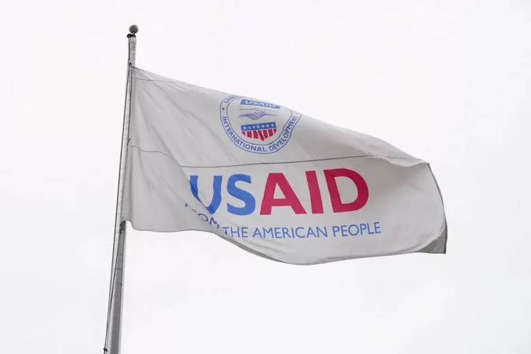 Петицію про закриття USAID і заборону ЛГБТ запустили в Казахстані