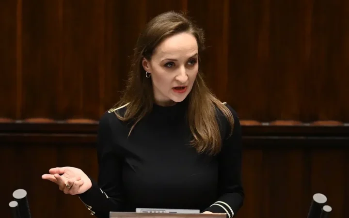 Законопроєкт про мову ворожнечі в Польскому парламенті. “Обсяг забороненої критики буде розмитим і дискреційним”: депутатка
