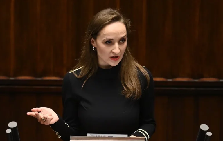 Законопроєкт про мову ворожнечі в Польскому парламенті. “Обсяг забороненої критики буде розмитим і дискреційним”: депутатка