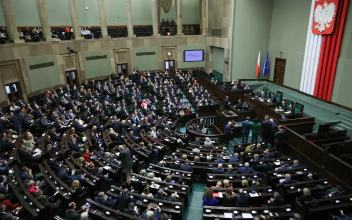 Сейм Польщі ухвалив зміни до Кримінального кодексу. Йдеться про мову ворожнечі