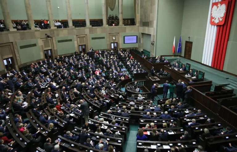 Сейм Польщі ухвалив зміни до Кримінального кодексу. Йдеться про мову ворожнечі