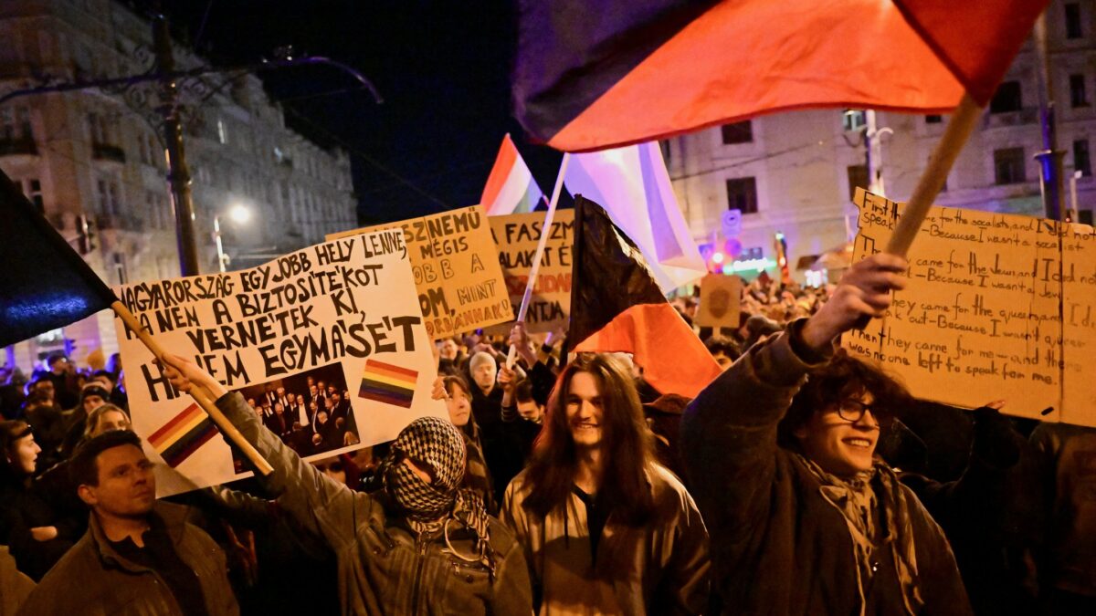 Франція та Німеччина закликають ЄС вжити заходів проти Угорщини через заборону прайду
