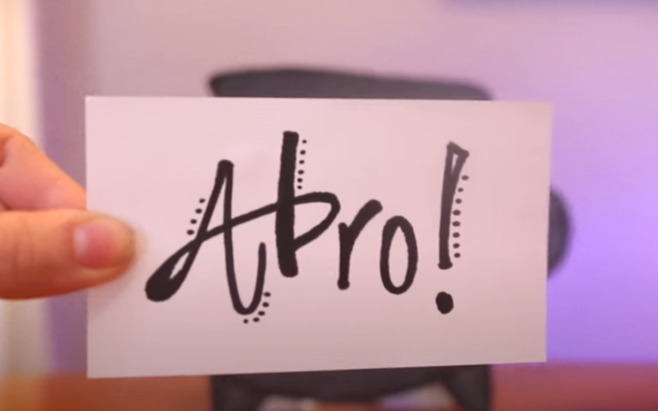 Що означає “абросексуал” і чим це відрізняється від “бісексуал” або “пансексуал”?