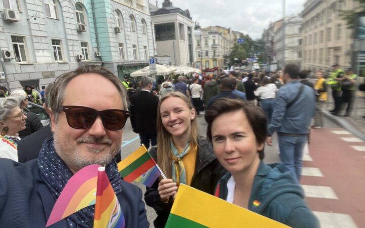 KyivPride 2025: участь литовського посольства викликала хвилю дискусій у Вільнюсі