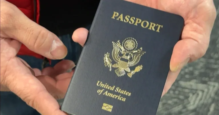 Суддя заблокувала політику адміністрації Трампа щодо паспортів, спрямовану проти трансгендерних людей