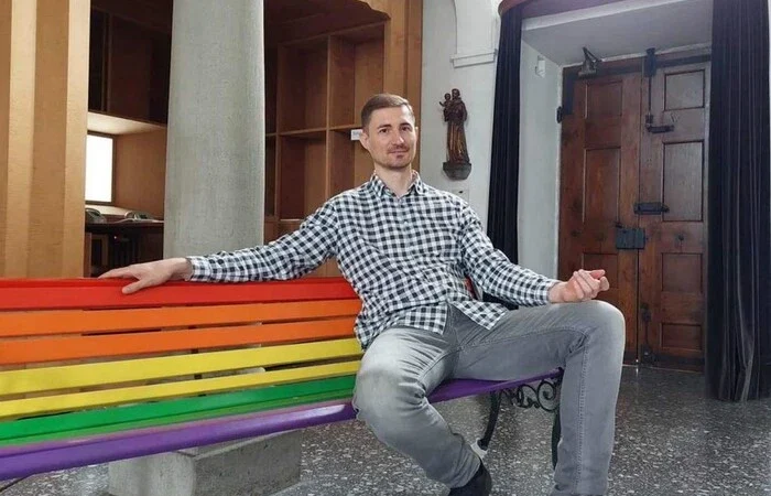 Скандал довкола УКУ: викладач написав про «смерть священника» через ЛГБТ-лавку