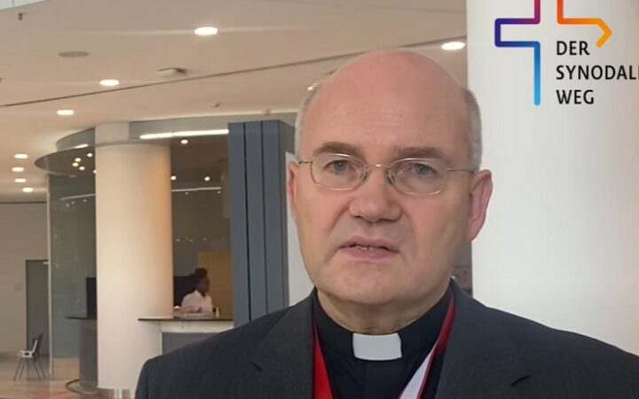 Третя німецька дієцезія запровадила офіційні благословення для ЛГБТ-пар