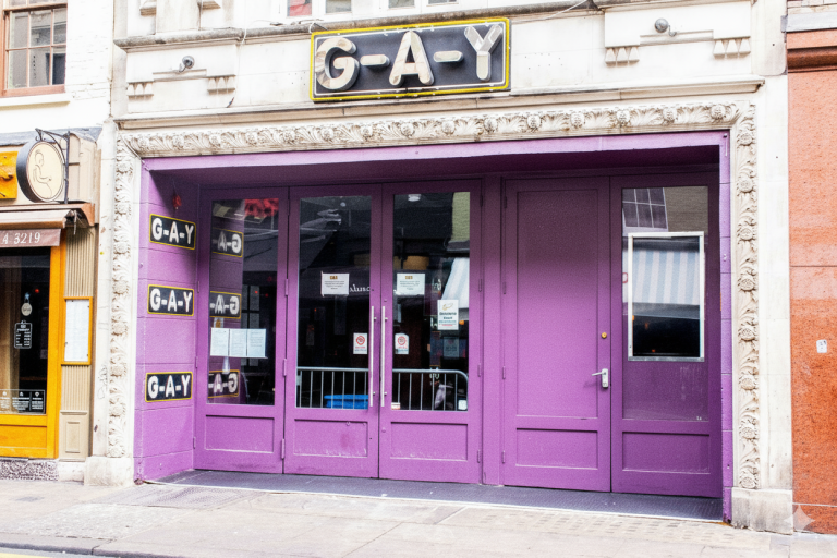 Після 46 років роботи закривається легендарний гей-бар G-A-Y у Лондоні