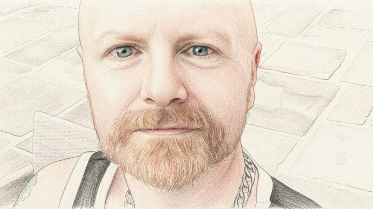 Британський політик відповів жартом на публікацію скриншотів його профілю в Grindr