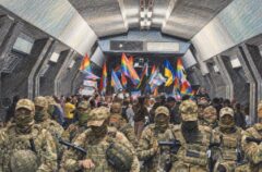 «ХарківПрайд» провів марш у метро: учасники вимагали рівних прав і цивільних партнерств